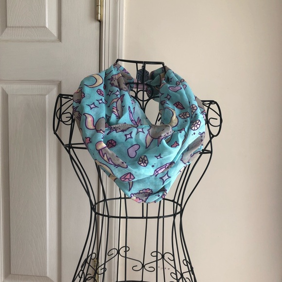 Pusheen Infinity Scarf - Picture 6 of 8